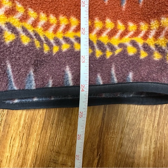 Patagonia Women’s Synchilla - Picture 3 of 5